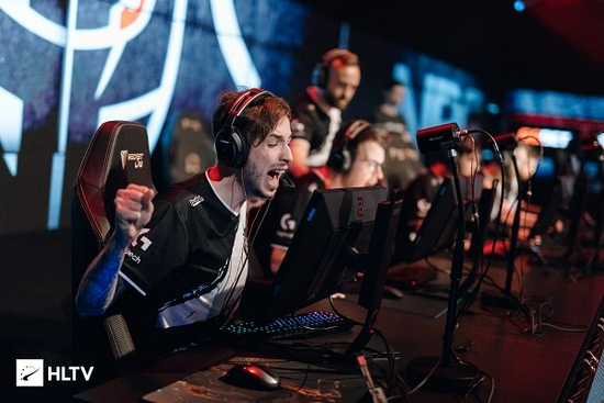 唐钱婷与杨 唐钱婷与杨