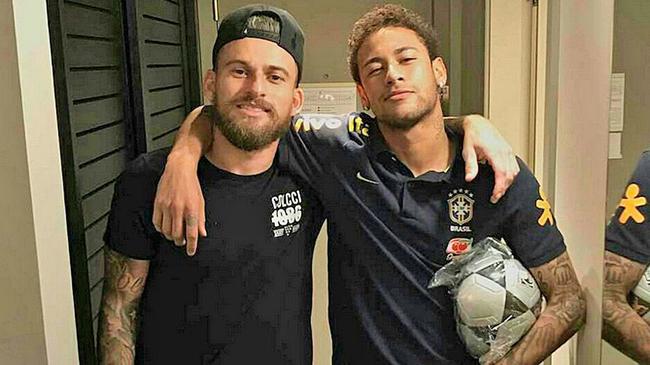 刺对吉滕斯 刺对吉滕斯